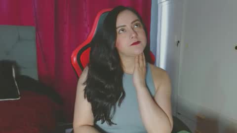 Noamartin online show from November 30, 2025, 9:30 pm