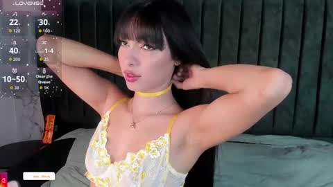 Noa Stone online show from July 6, 2026, 4:09 am