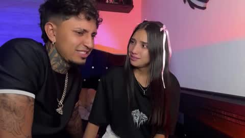 Jean Y Isa online show from January 17, 2026, 4:06 am