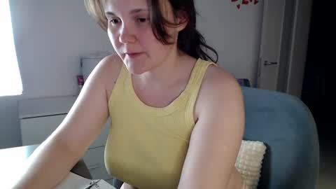 Snapshot of nodarell chatting on July 16, 2026, 9:32 pm nodarell online show from July 16, 2026, 9:32 pm