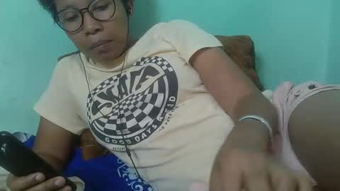 noella711128 online show from December 15, 2025, 11:25 am