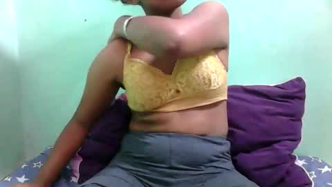 noellah online show from October 25, 2025, 1:29 pm