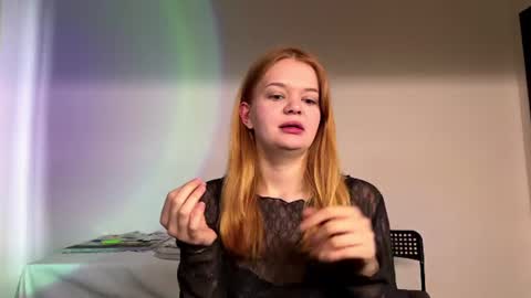 Elly online show from June 25, 2026, 6:29 am