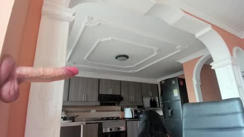  In instagram dayhannanoemi online show from September 26, 2025, 2:54 pm