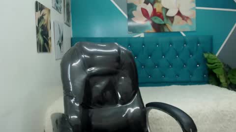 Noha Scott online show from February 20, 2025, 10:59 pm