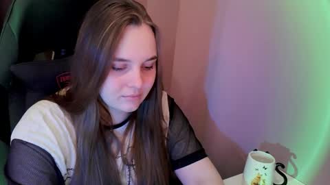 noir_ember_ online show from November 15, 2025, 1:29 pm