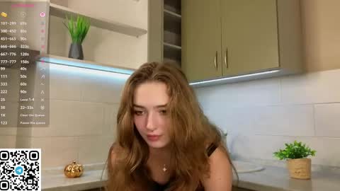 Sophie online show from April 1, 2026, 6:03 am