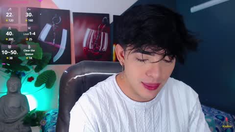 Nolan  online show from February 5, 2025, 6:15 pm