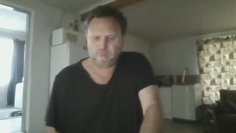 Snapshot of nollie244 chatting on April 26, 2026, 5:27 am Nollie online show from April 26, 2026, 5:27 am