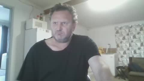 Snapshot of nollie244 chatting on May 1, 2026, 5:23 am Nollie online show from May 1, 2026, 5:23 am