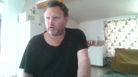 Snapshot of nollie244 chatting on May 3, 2026, 7:47 am Nollie online show from May 3, 2026, 7:47 am