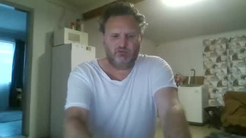 Snapshot of nollie244 chatting on May 6, 2026, 5:03 am Nollie online show from May 6, 2026, 5:03 am