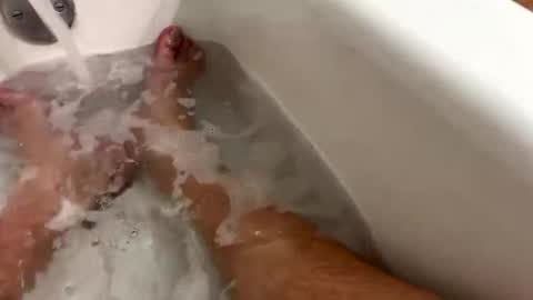 Snapshot of nolliepercflip chatting on December 3, 2025, 11:25 pm nolliepercflip online show from December 3, 2025, 11:25 pm