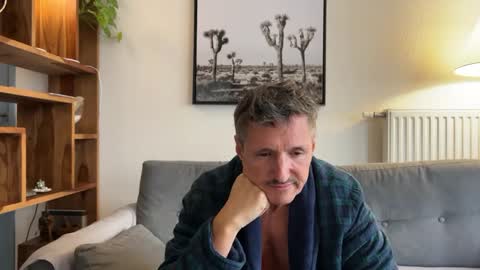 Snapshot of nolo34 chatting on December 16, 2025, 2:00 pm nolo34 online show from December 16, 2025, 2:00 pm