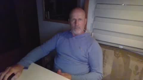 Snapshot of nomadfreedom chatting on December 10, 2024, 11:32 am nomadfreedom online show from December 10, 2024, 11:32 am