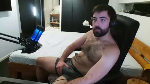 nomadicFF online show from December 2, 2024, 3:25 pm