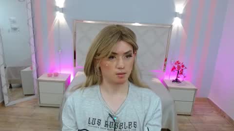 nooah_tay online show from February 18, 2026, 7:10 pm