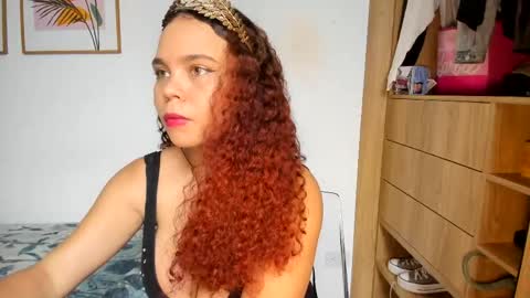Snapshot of noor_bloom chatting on April 18, 2026, 1:53 am Soy Ash online show from April 18, 2026, 1:53 am