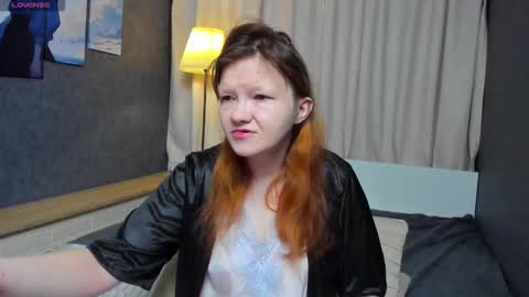Snapshot of nora_lovvv chatting on October 17, 2025, 10:07 am Nora online show from October 17, 2025, 10:07 am