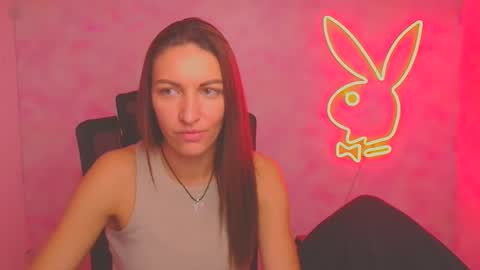 Nora online show from September 30, 2025, 1:27 pm