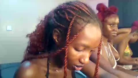 Snapshot of norababy20 chatting on June 10, 2026, 4:01 am Norababy20 online show from June 10, 2026, 4:01 am