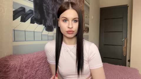 Nora online show from January 8, 2026, 7:10 am