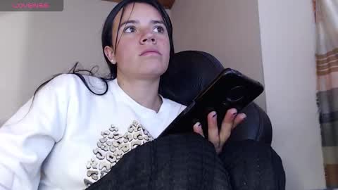 Snapshot of noreen_ chatting on November 27, 2025, 7:05 pm noreen_ online show from November 27, 2025, 7:05 pm