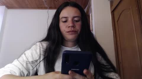 Snapshot of noreen_ chatting on May 5, 2026, 6:27 pm noreen_ online show from May 5, 2026, 6:27 pm