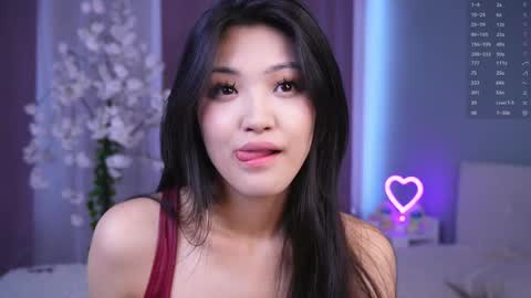 Snapshot of noreenbeckey chatting on May 9, 2026, 8:19 am Nore online show from May 9, 2026, 8:19 am