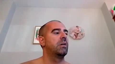 NORMALITO online show from September 17, 2025, 12:07 pm