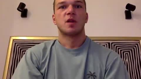 Justin online show from November 30, 2025, 4:33 pm