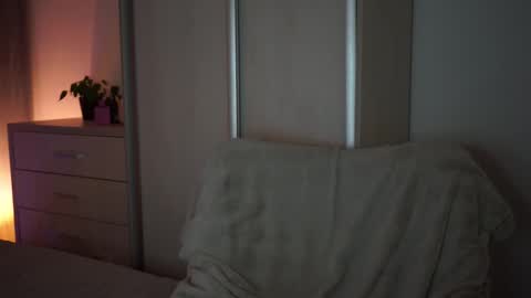 Tina online show from March 22, 2026, 7:17 pm