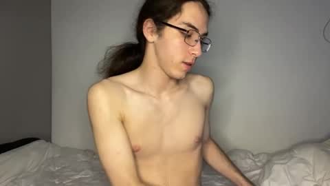 notatheeena online show from September 11, 2025, 9:53 am