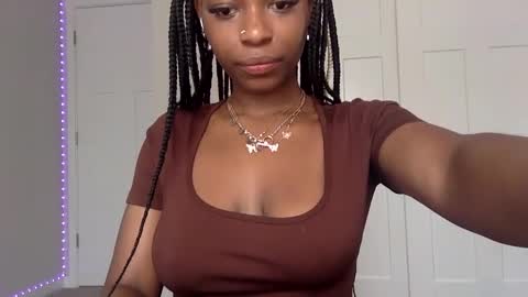 Nova Kash online show from September 8, 2025, 8:08 pm