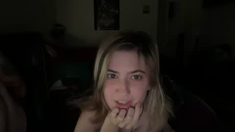 Snapshot of nova_moon_ chatting on June 15, 2026, 2:36 am Nova online show from June 15, 2026, 2:36 am