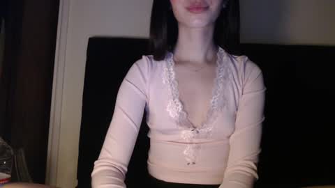 Olivia online show from February 16, 2025, 12:30 am