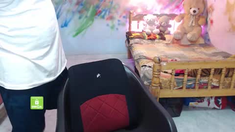 Snapshot of novapol chatting on October 23, 2025, 1:43 pm Novapol online show from October 23, 2025, 1:43 pm
