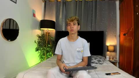 NovayBrian online show from February 20, 2025, 4:39 am