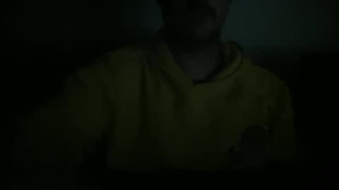 Snapshot of novio_muyalto chatting on April 1, 2026, 8:15 am novio_muyalto online show from April 1, 2026, 8:15 am