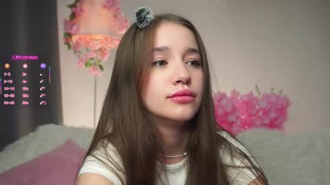 Dina online show from October 12, 2025, 1:04 am
