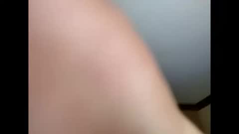 CLOUDYKINF online show from October 6, 2025, 3:26 am