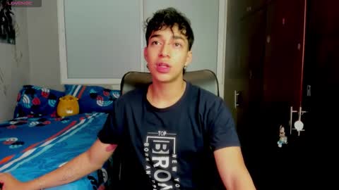 Snapshot of noxx_stark chatting on February 8, 2026, 9:29 pm Noxx online show from February 8, 2026, 9:29 pm