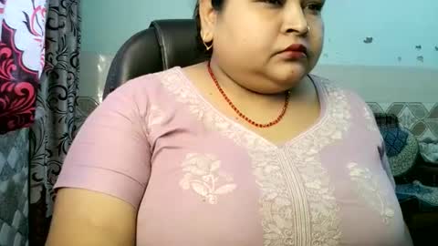 nsexyladdy online show from May 8, 2026, 5:13 am
