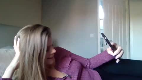 Alice  Nudgeman online show from December 3, 2025, 10:35 am