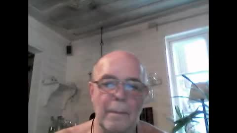 Haky online show from January 9, 2025, 1:24 pm