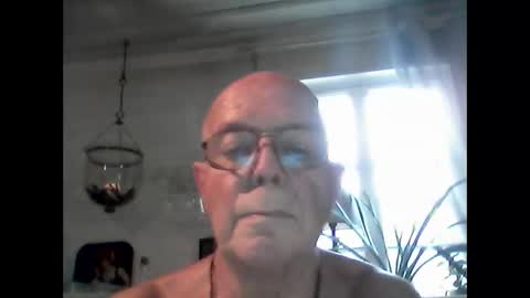 Haky online show from March 6, 2025, 3:56 pm