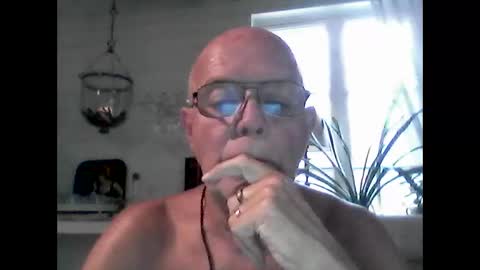 Haky online show from March 7, 2025, 4:00 pm