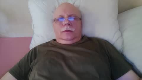 nukiss online show from November 2, 2025, 10:39 am