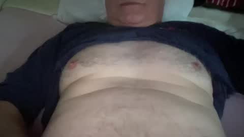 nukiss online show from November 25, 2025, 1:11 pm