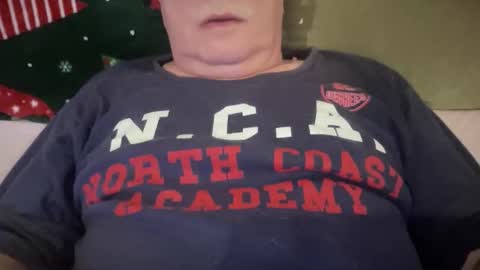 nukiss online show from January 7, 2026, 8:44 pm